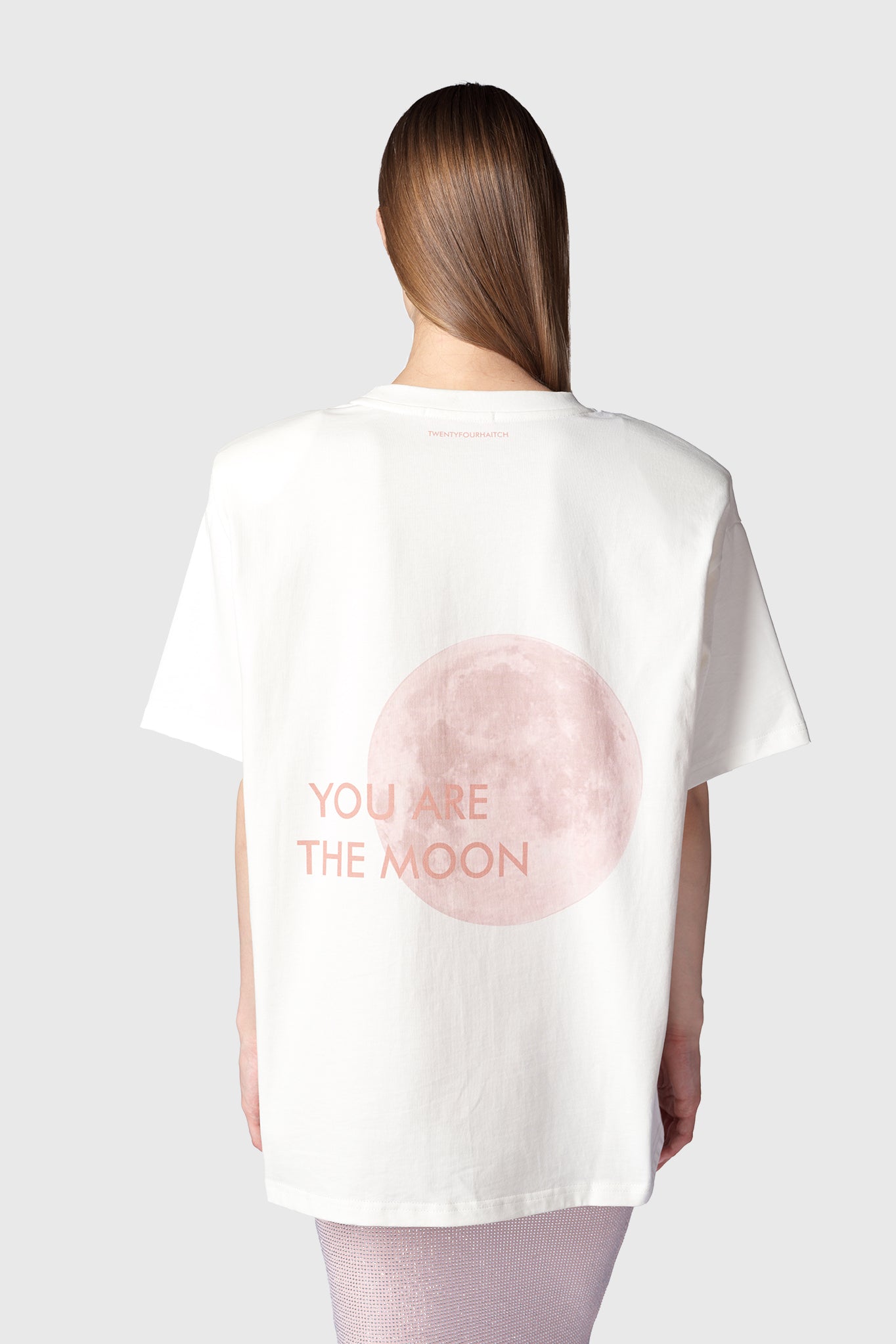 t-shirt-new-moon-bianca-rosa-girocollo-mezza-manica-twentyfourhaitch_1_2.jpg